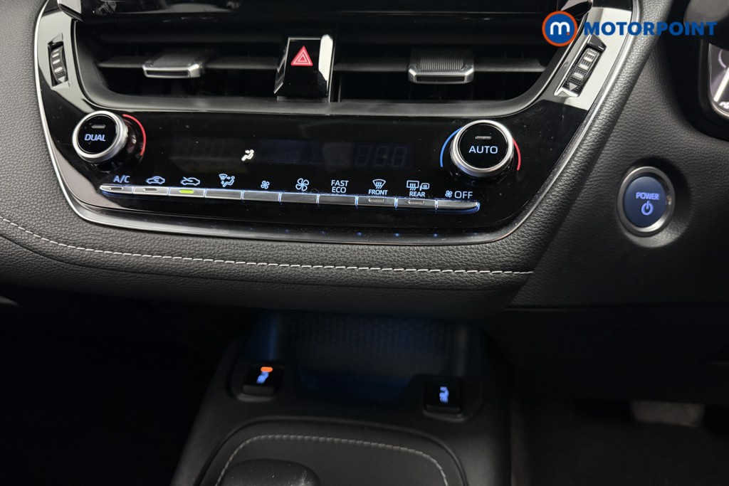 Toyota Corolla Design Automatic Petrol-Electric Hybrid Hatchback - Stock Number (1574324) - 11th supplementary image