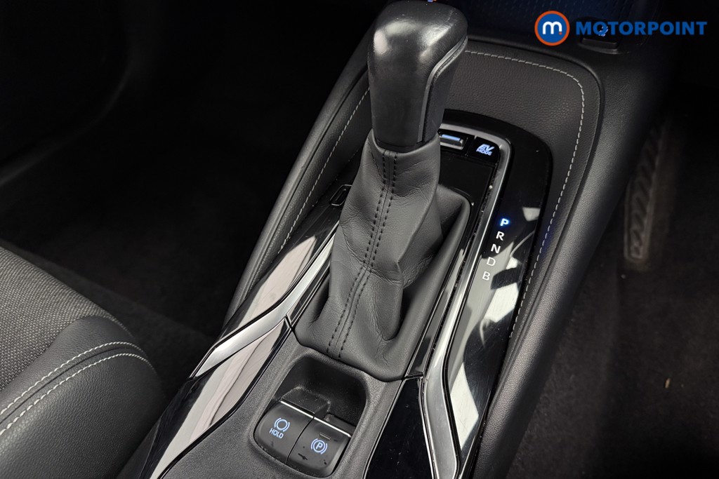 Toyota Corolla Design Automatic Petrol-Electric Hybrid Hatchback - Stock Number (1574324) - 13th supplementary image