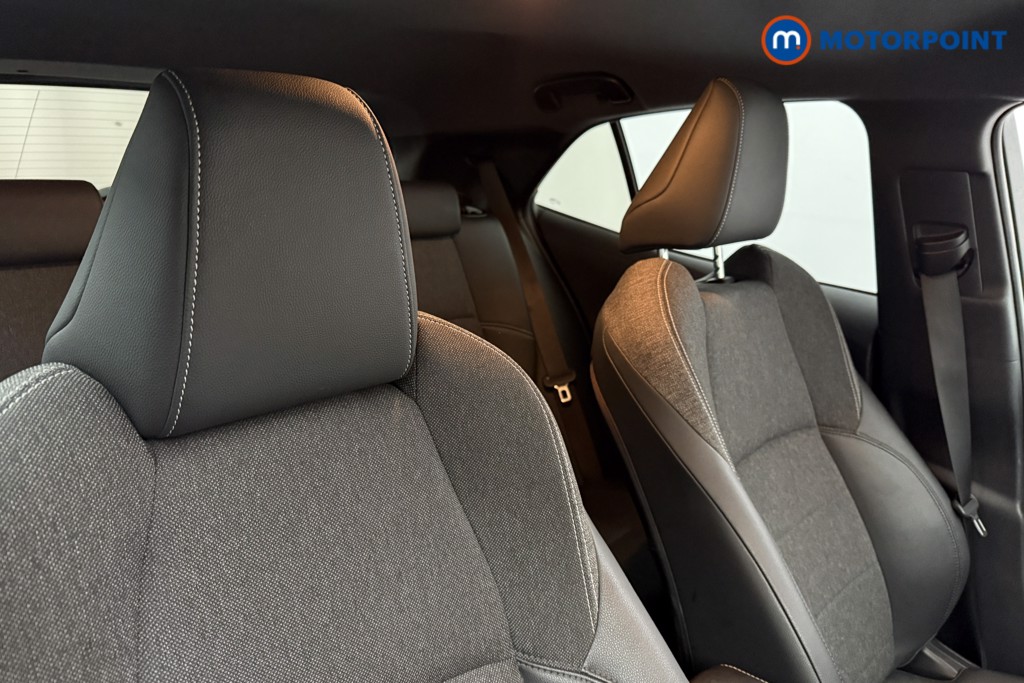 Toyota Corolla Design Automatic Petrol-Electric Hybrid Hatchback - Stock Number (1574324) - 21st supplementary image