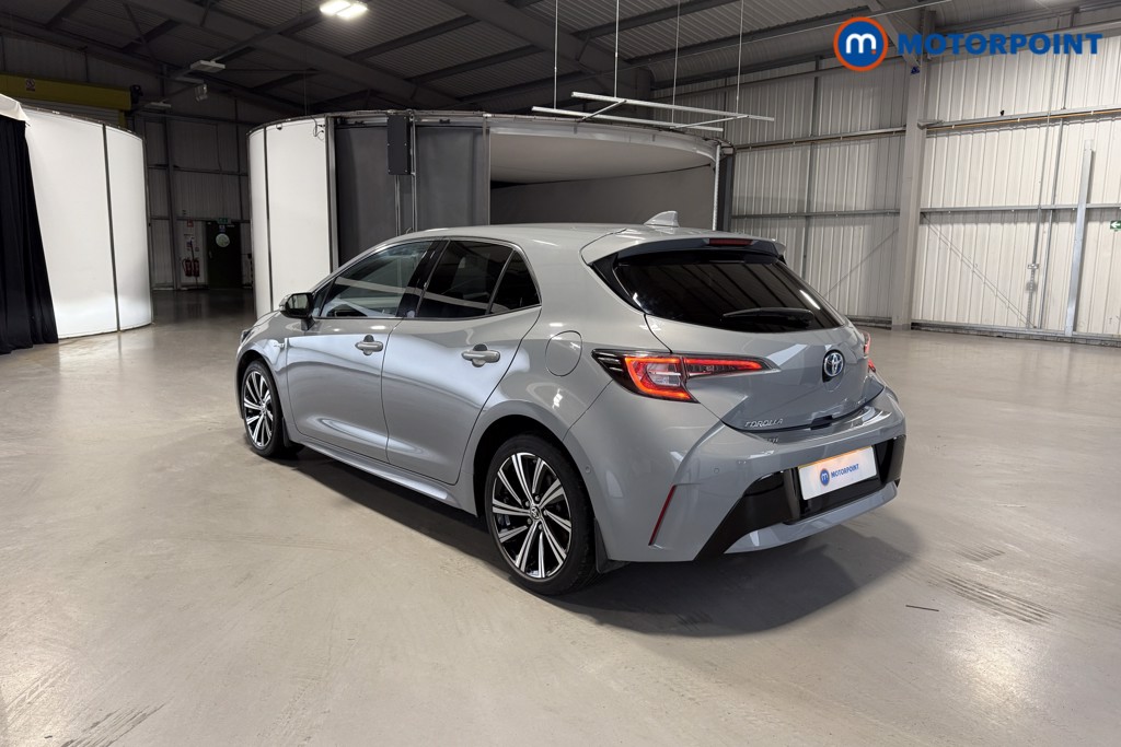Toyota Corolla Design Automatic Petrol-Electric Hybrid Hatchback - Stock Number (1574324) - Passenger side rear corner