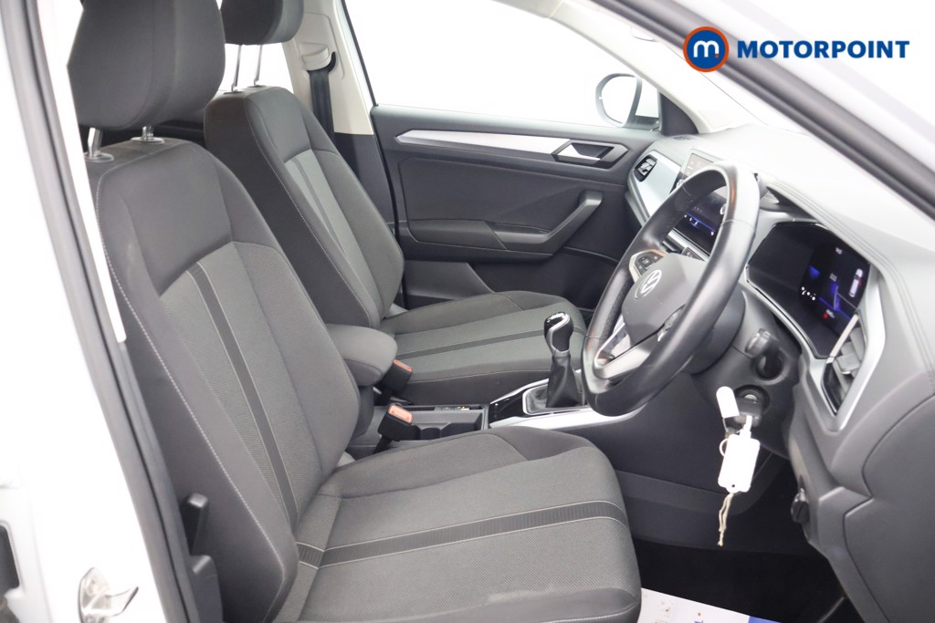 Volkswagen T-Roc Life Manual Petrol SUV - Stock Number (1576352) - 15th supplementary image