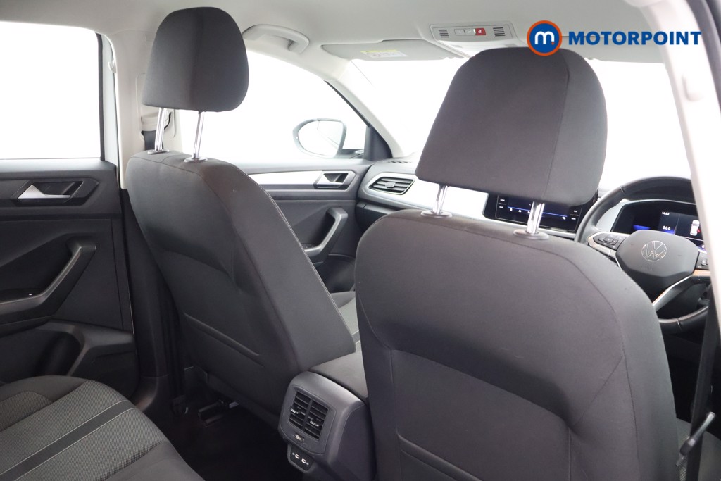 Volkswagen T-Roc Life Manual Petrol SUV - Stock Number (1576352) - 17th supplementary image