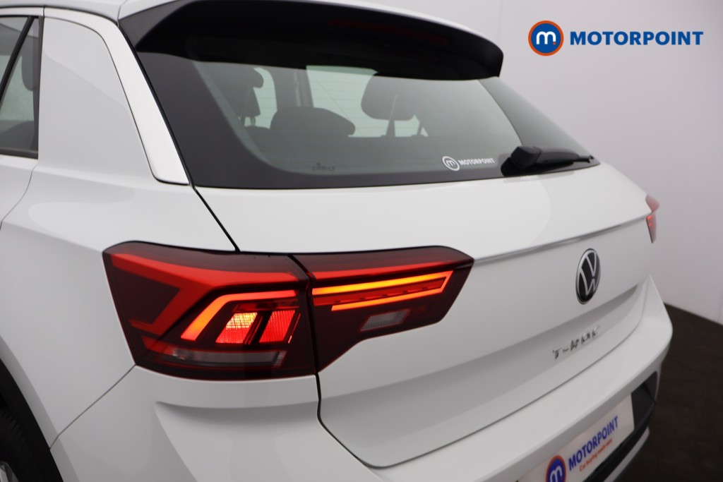Volkswagen T-Roc Life Manual Petrol SUV - Stock Number (1576352) - 22nd supplementary image