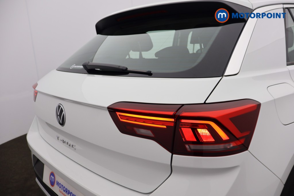 Volkswagen T-Roc Life Manual Petrol SUV - Stock Number (1576352) - 23rd supplementary image