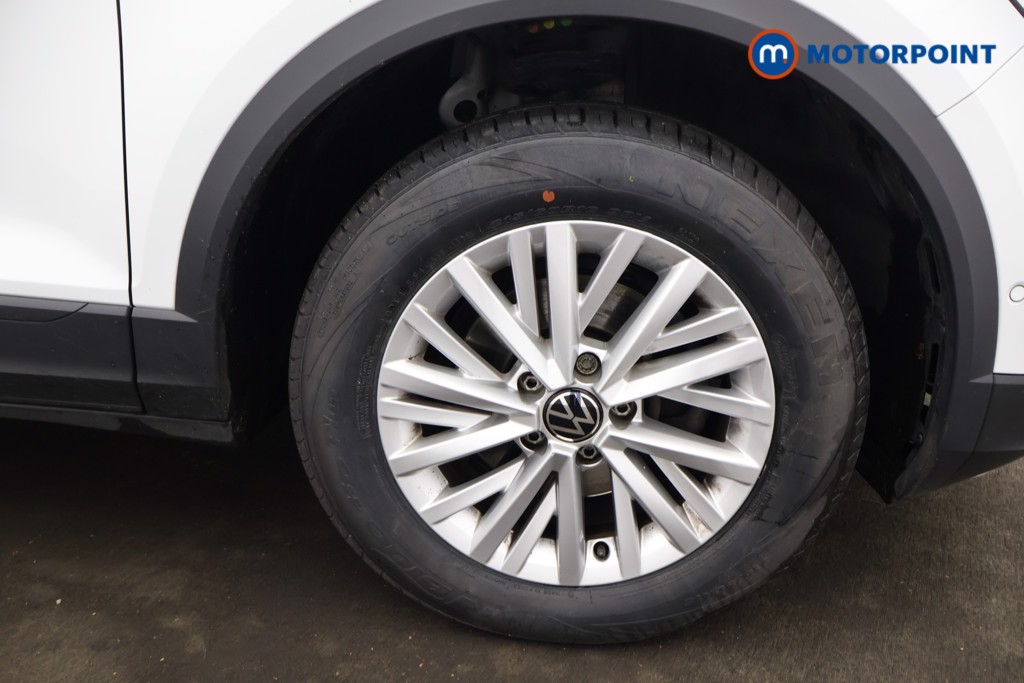 Volkswagen T-Roc Life Manual Petrol SUV - Stock Number (1576352) - 26th supplementary image