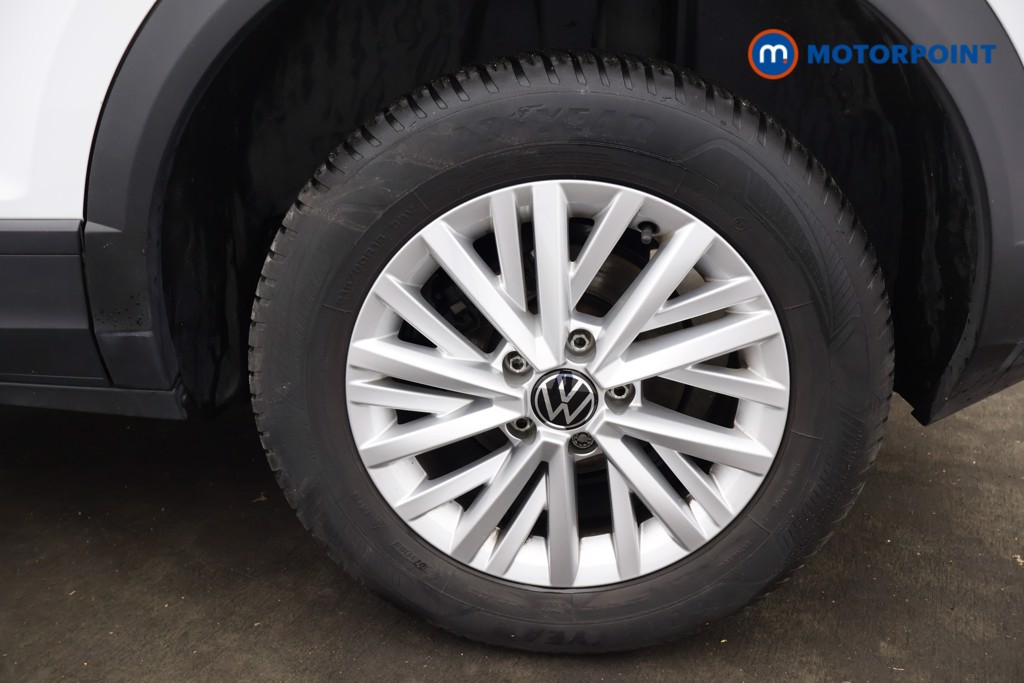 Volkswagen T-Roc Life Manual Petrol SUV - Stock Number (1576352) - 30th supplementary image