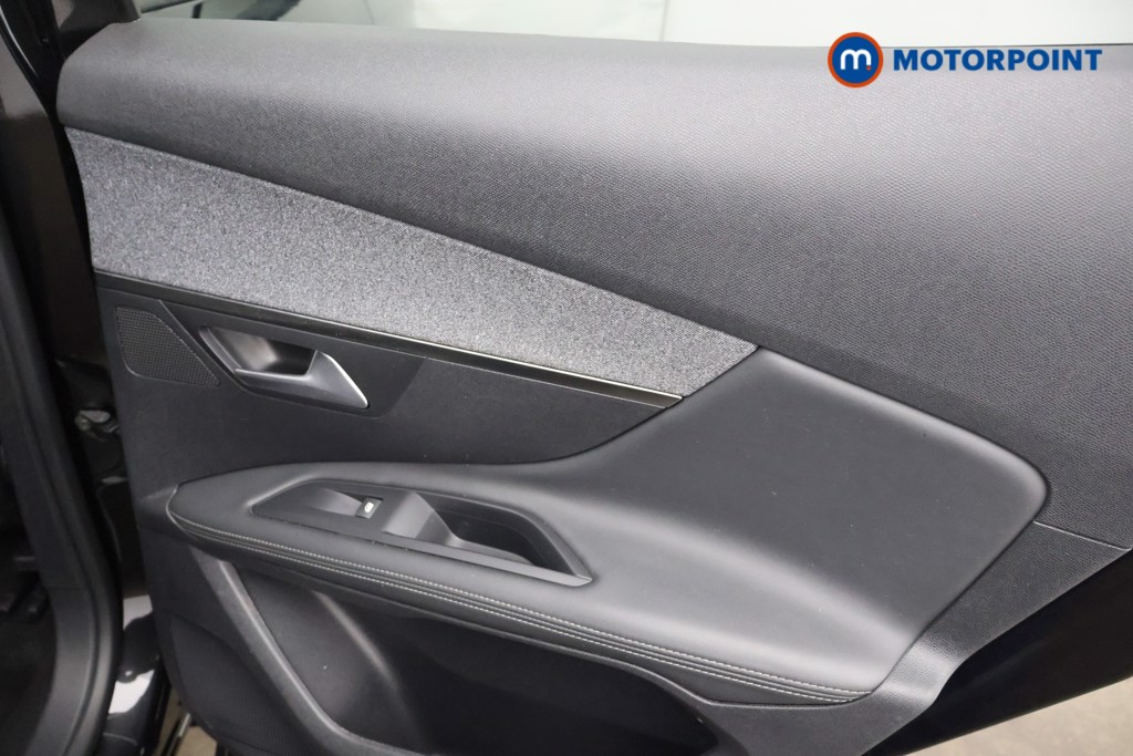 Peugeot 3008 Allure Automatic Petrol SUV - Stock Number (1578062) - 18th supplementary image