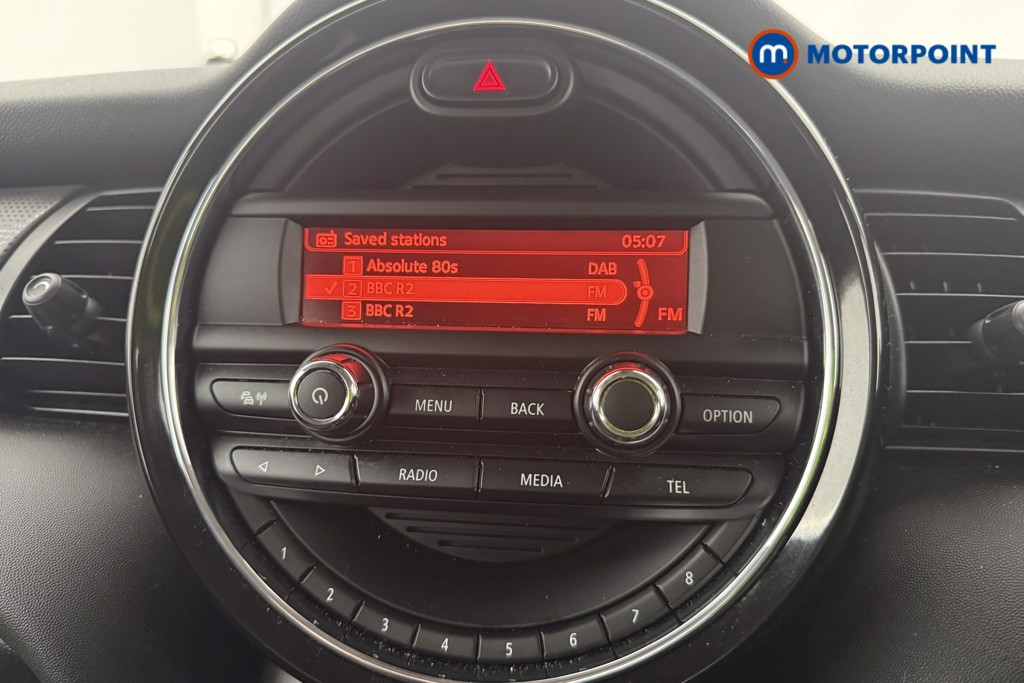 Mini Hatchback Cooper Manual Petrol Hatchback - Stock Number (1579624) - 2nd supplementary image