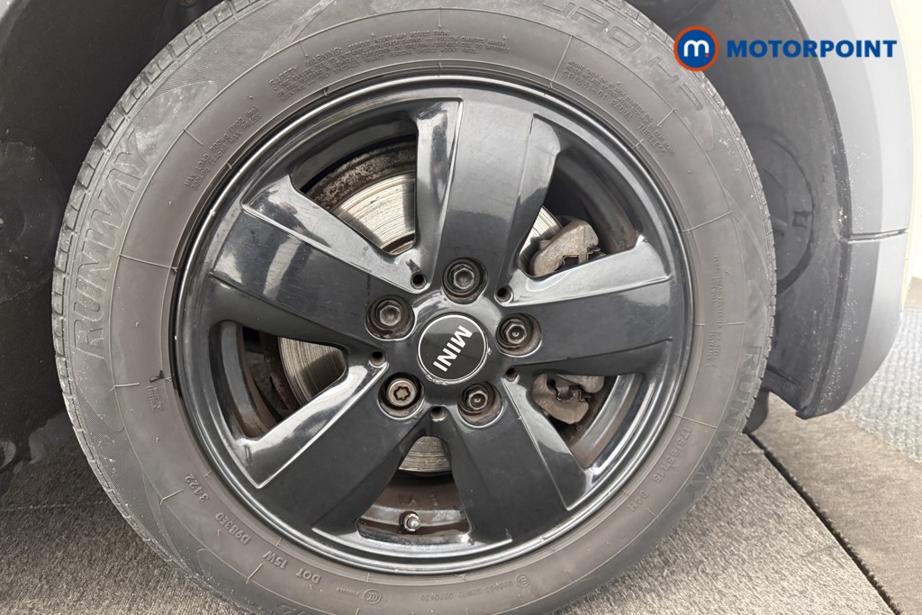 Mini Hatchback Cooper Manual Petrol Hatchback - Stock Number (1579624) - 9th supplementary image