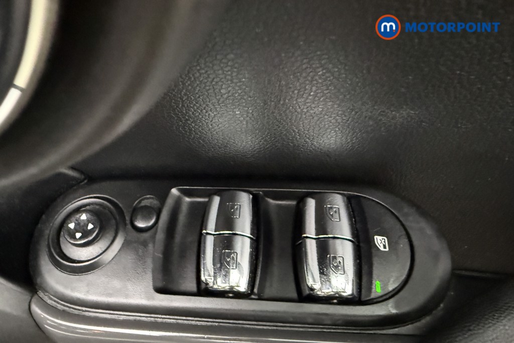 Mini Hatchback Cooper Manual Petrol Hatchback - Stock Number (1579624) - 15th supplementary image