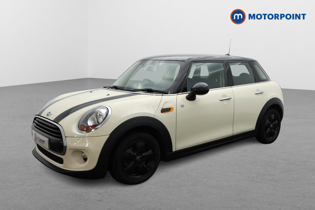 Mini Hatchback Cooper Manual Petrol Hatchback - Stock Number (1579624) - Passenger side front corner