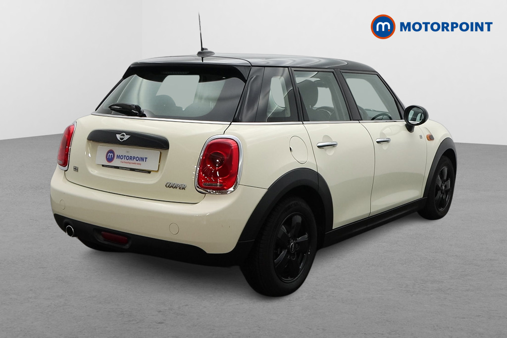Mini Hatchback Cooper Manual Petrol Hatchback - Stock Number (1579624) - Drivers side rear corner
