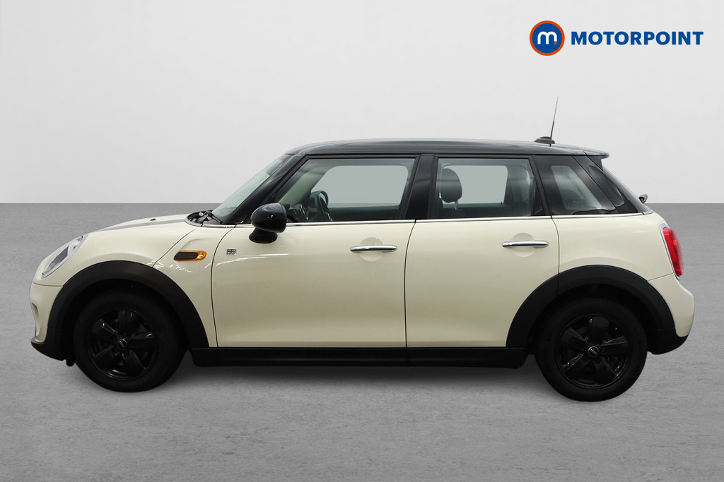 Mini Hatchback Cooper Manual Petrol Hatchback - Stock Number (1579624) - Passenger side