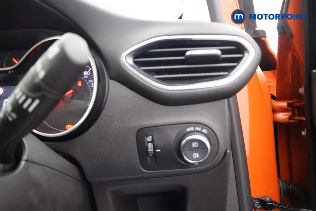 Vauxhall Crossland Ultimate Manual Diesel SUV - Stock Number (1580427) - 7th supplementary image