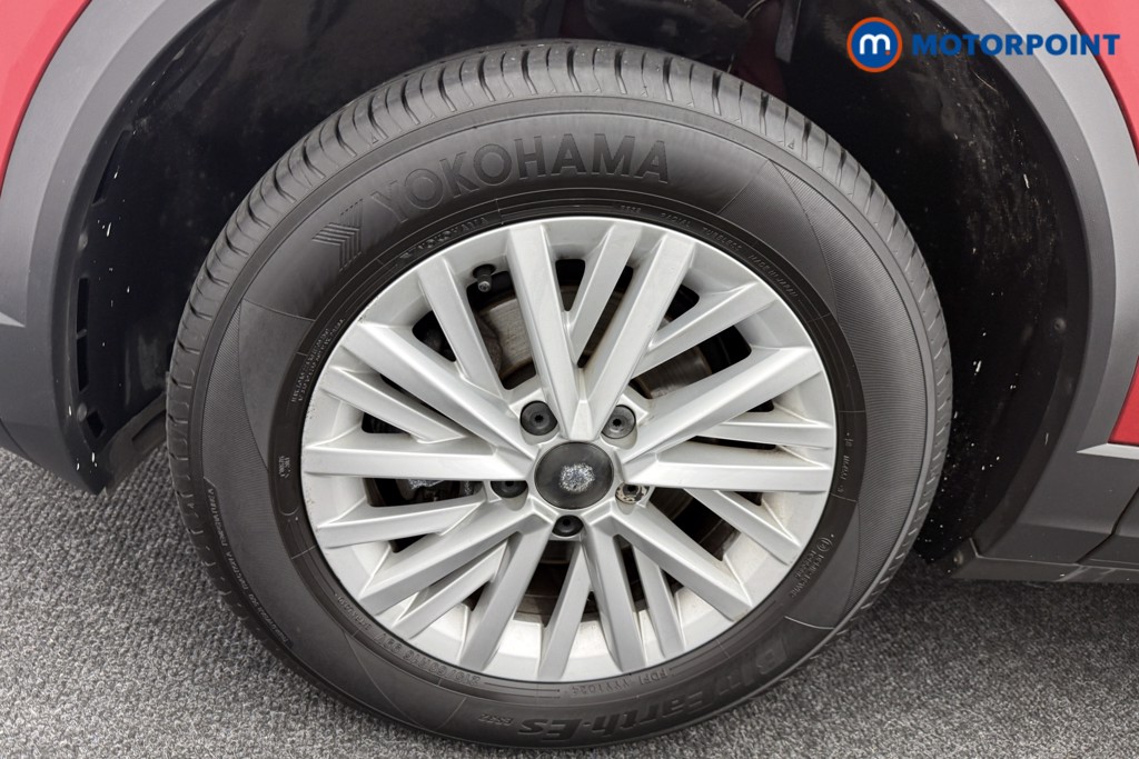 Volkswagen T-Roc Life Manual Petrol SUV - Stock Number (1581395) - 30th supplementary image