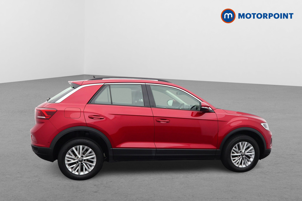 Volkswagen T-Roc Life Manual Petrol SUV - Stock Number (1581395) - Drivers side front corner
