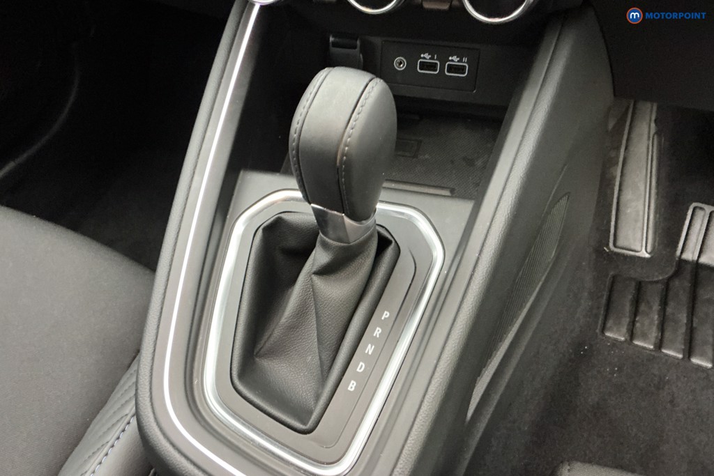 Renault Clio Esprit Alpine Automatic Petrol-Electric Hybrid Hatchback - Stock Number (1581887) - 14th supplementary image