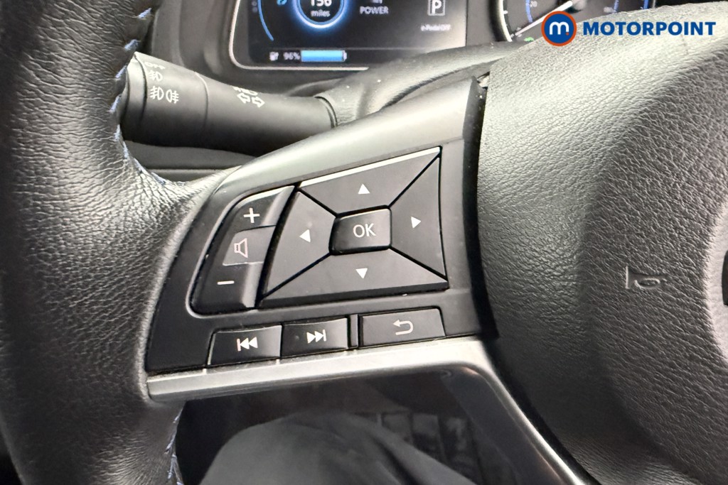 Nissan Leaf N-Connecta Automatic Electric Hatchback - Stock Number (1581937) - 9th supplementary image