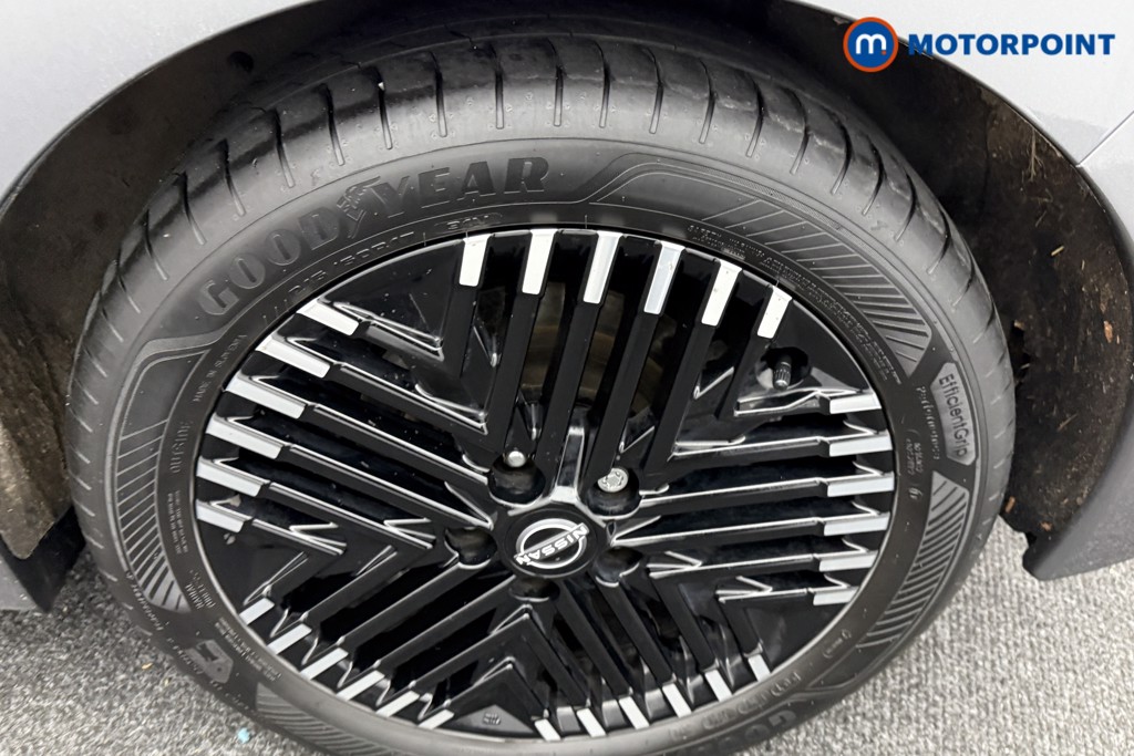 Nissan Leaf N-Connecta Automatic Electric Hatchback - Stock Number (1581937) - 26th supplementary image