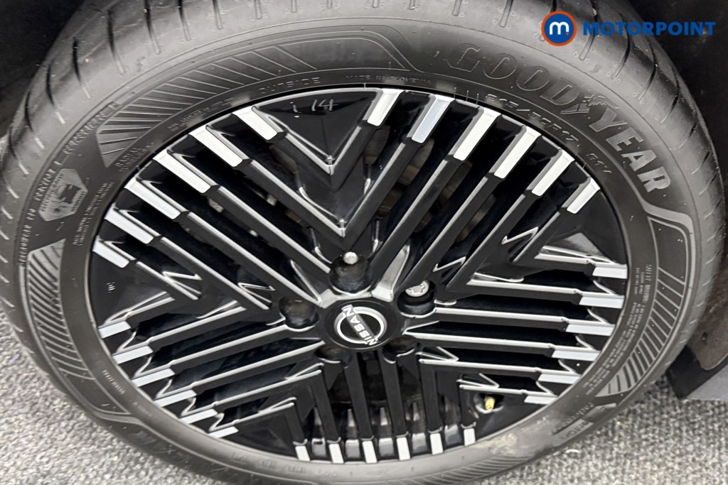 Nissan Leaf N-Connecta Automatic Electric Hatchback - Stock Number (1581937) - 27th supplementary image