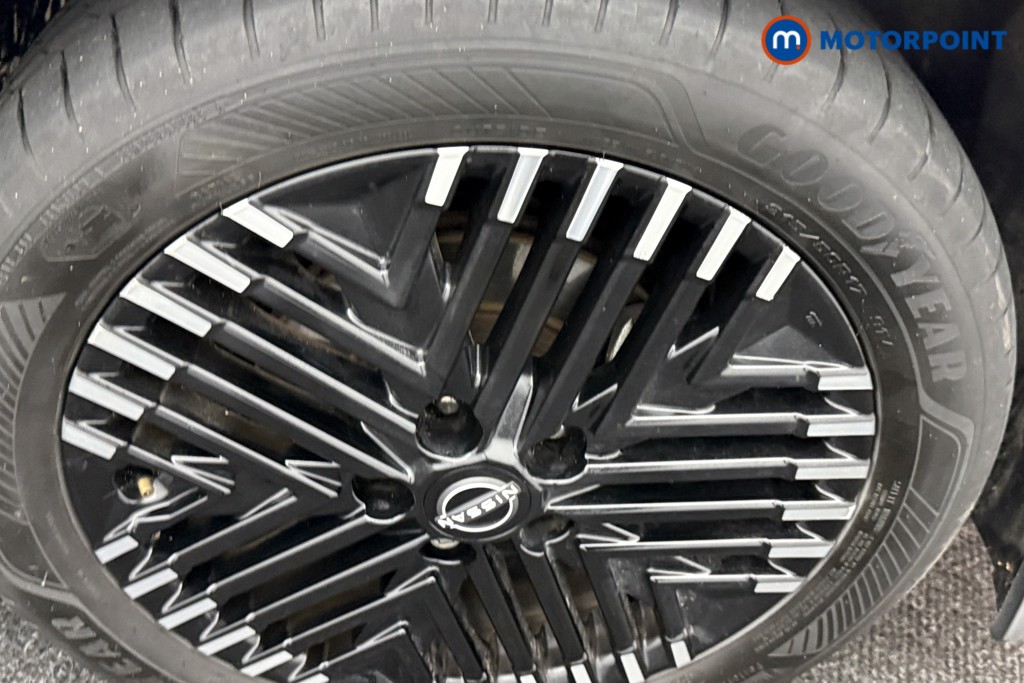 Nissan Leaf N-Connecta Automatic Electric Hatchback - Stock Number (1581937) - 28th supplementary image