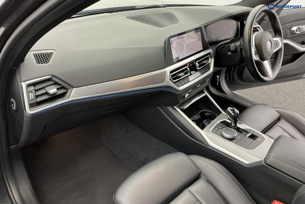 BMW 3 Series M Sport Automatic Petrol Plug-In Hybrid Saloon - Stock Number (1582208) - 8th supplementary image