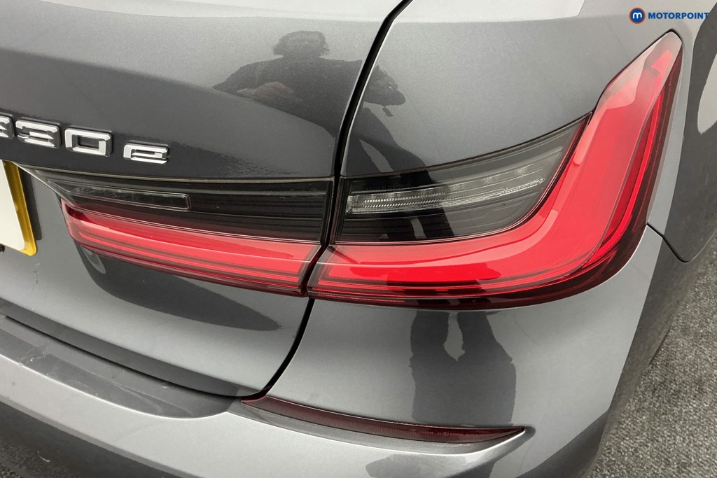 BMW 3 Series M Sport Automatic Petrol Plug-In Hybrid Saloon - Stock Number (1582208) - 29th supplementary image