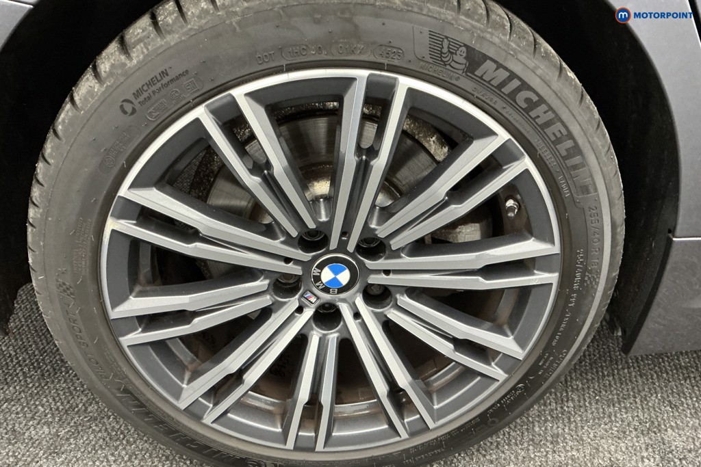 BMW 3 Series M Sport Automatic Petrol Plug-In Hybrid Saloon - Stock Number (1582208) - 32nd supplementary image