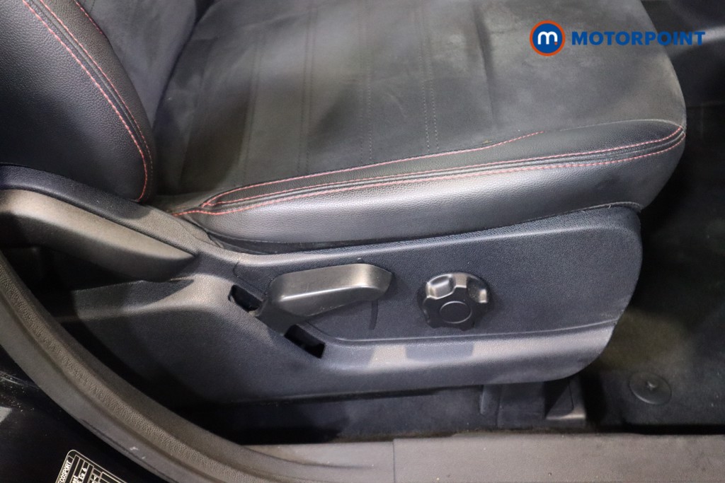 Ford Ecosport St-Line Manual Petrol SUV - Stock Number (1582224) - 16th supplementary image