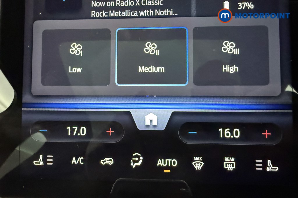 Ford Explorer Premium Automatic Electric SUV - Stock Number (1584001) - 16th supplementary image