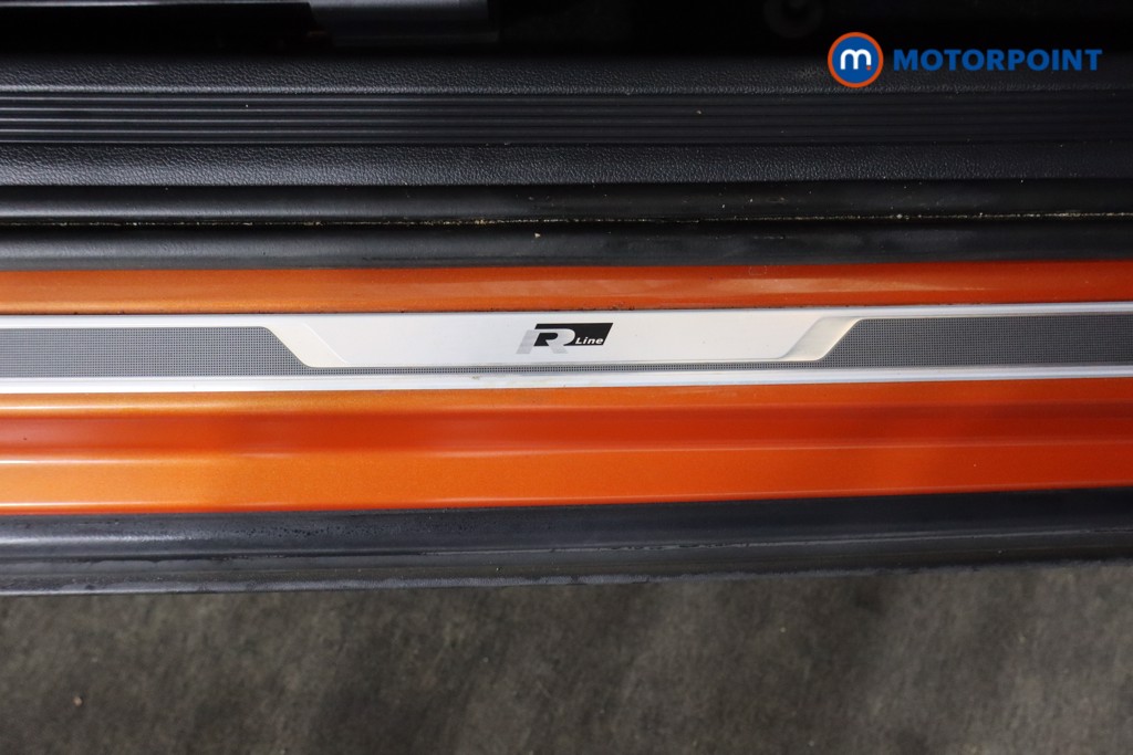 Volkswagen T-Cross R-Line Manual Petrol SUV - Stock Number (1584306) - 19th supplementary image