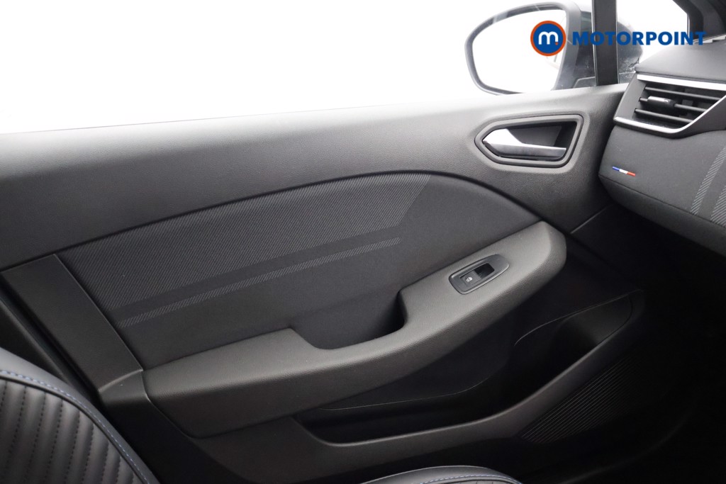 Renault Clio Esprit Alpine Automatic Petrol-Electric Hybrid Hatchback - Stock Number (1584950) - 13th supplementary image