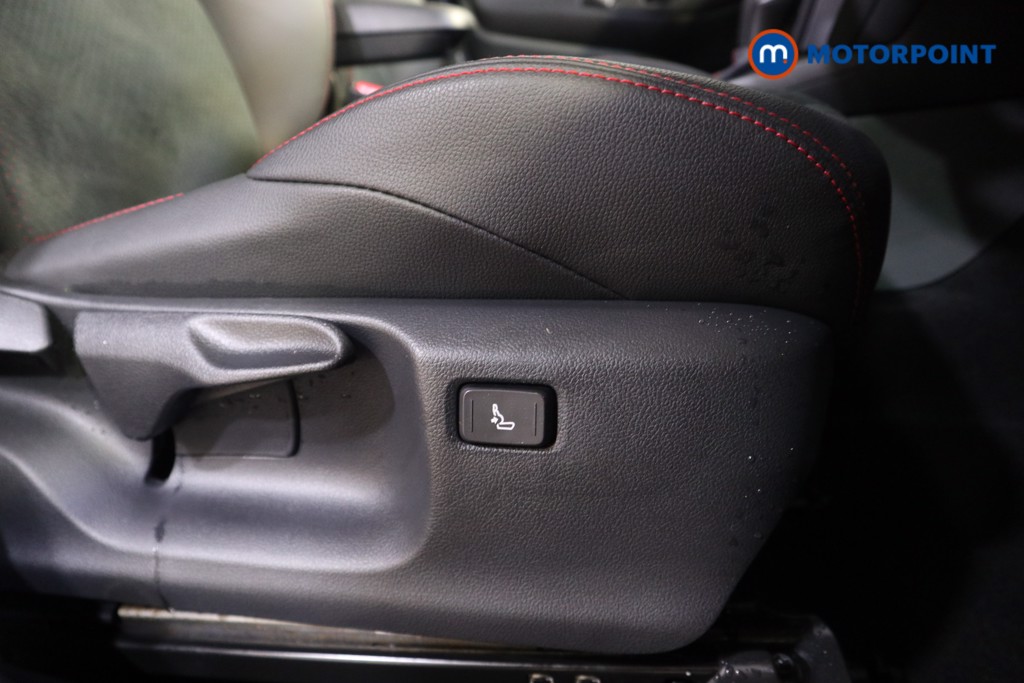Toyota Yaris Cross Gr Sport Automatic Petrol-Electric Hybrid Estate - Stock Number (1585070) - 16th supplementary image