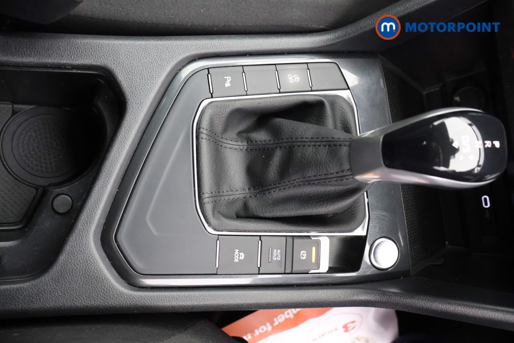 Volkswagen Tiguan Active Automatic Petrol SUV - Stock Number (1585104) - 13th supplementary image