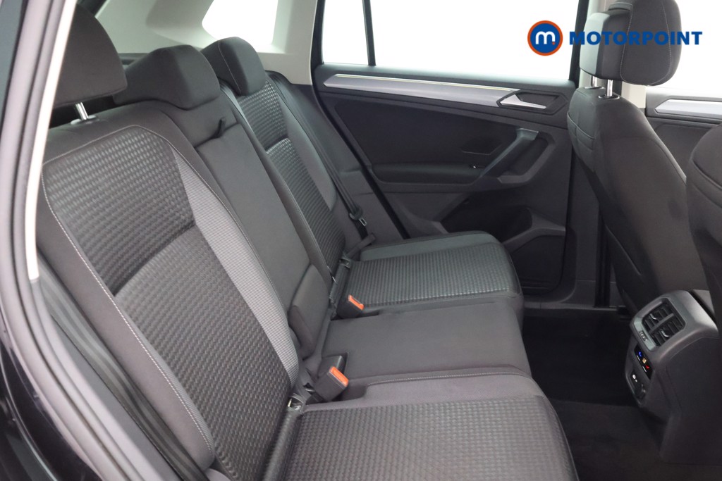 Volkswagen Tiguan Active Automatic Petrol SUV - Stock Number (1585104) - 19th supplementary image