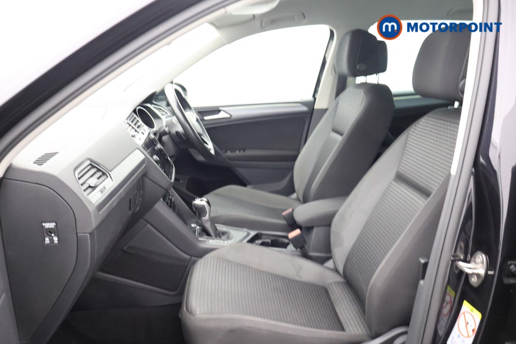 Volkswagen Tiguan Active Automatic Petrol SUV - Stock Number (1585104) - 23rd supplementary image