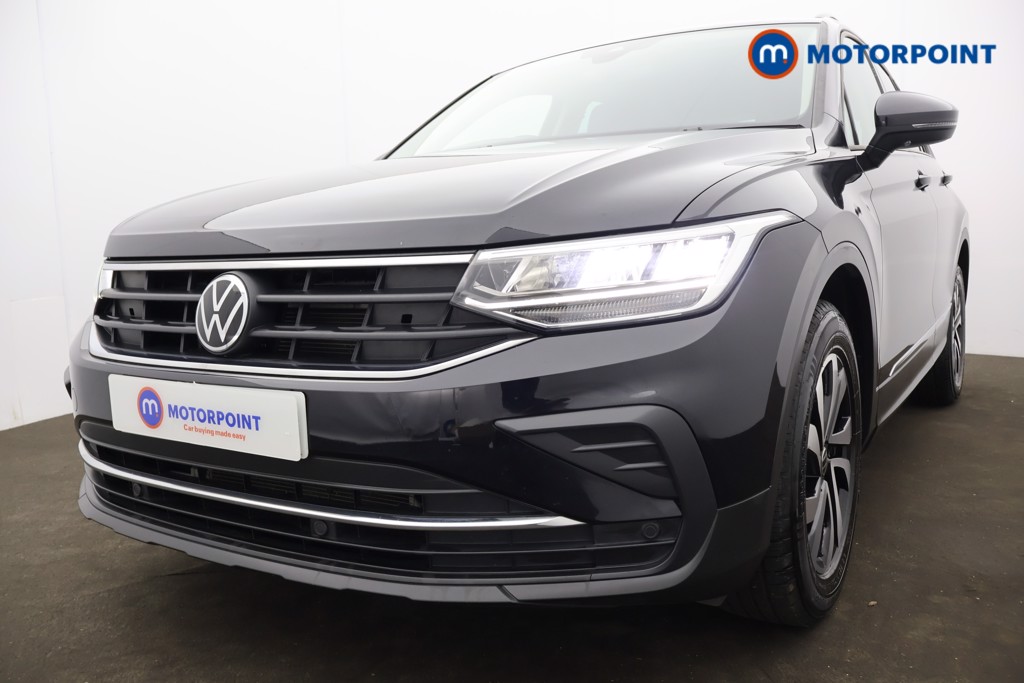 Volkswagen Tiguan Active Automatic Petrol SUV - Stock Number (1585104) - 32nd supplementary image