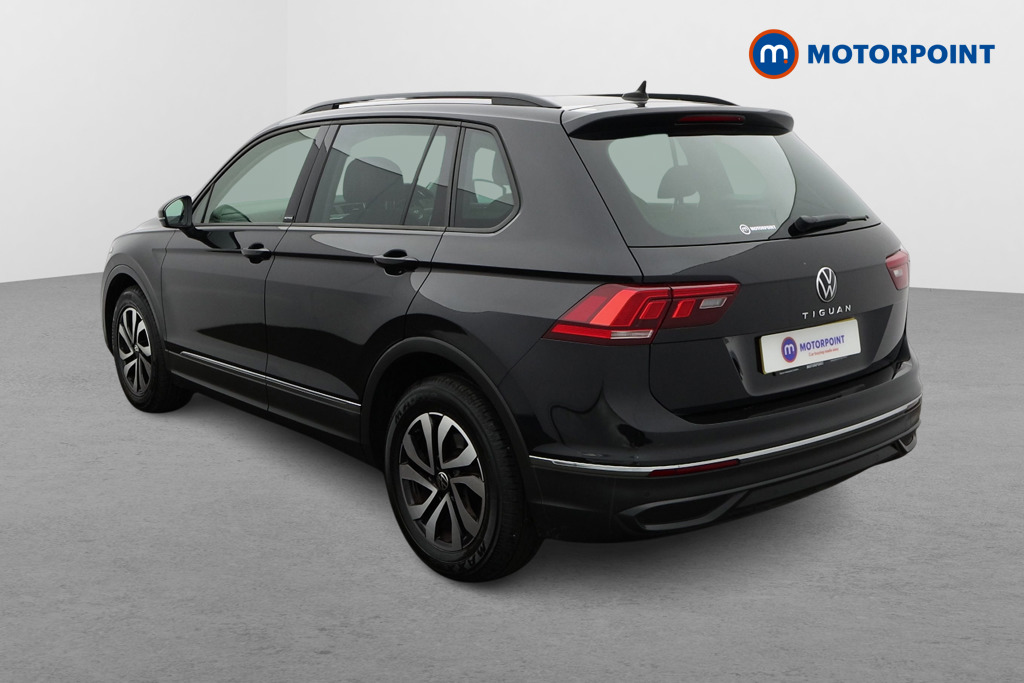 Volkswagen Tiguan Active Automatic Petrol SUV - Stock Number (1585104) - Passenger side rear corner