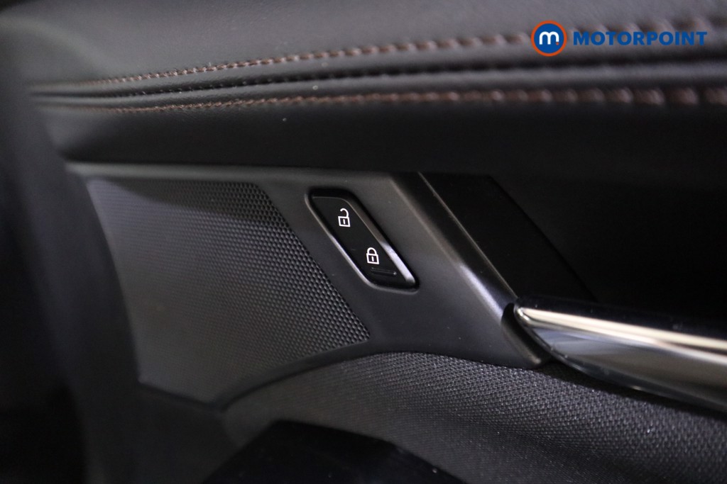 Mazda 3 Se-L Lux Manual Petrol Hatchback - Stock Number (1585240) - 12th supplementary image