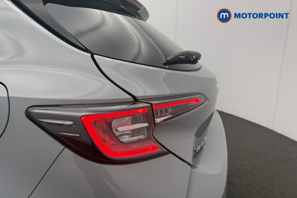 Toyota Corolla Excel Automatic Petrol-Electric Hybrid Hatchback - Stock Number (1585336) - 28th supplementary image