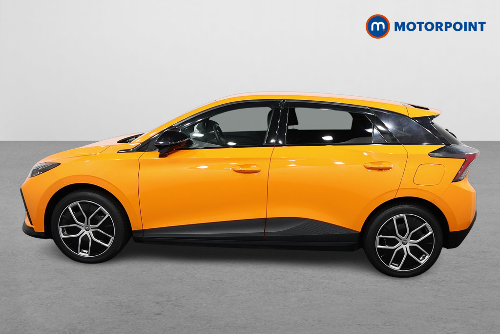 Mg Motor Uk MG4 Trophy Automatic Electric SUV - Stock Number (1585621) - Passenger side