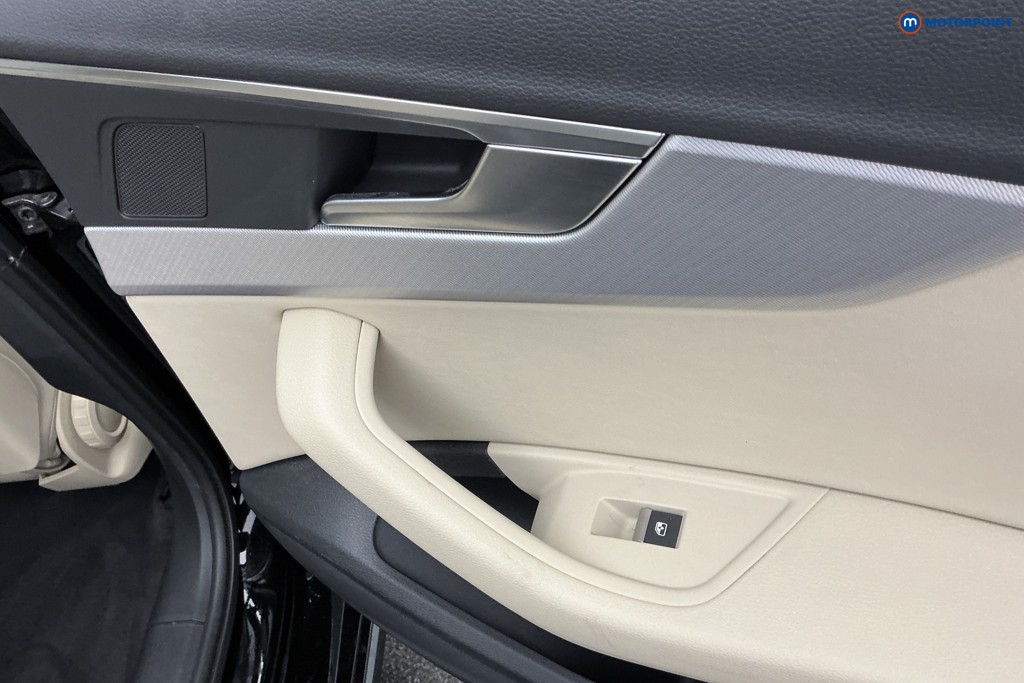 Audi A4 Sport Edition Automatic Petrol Estate - Stock Number (1585842) - 24th supplementary image