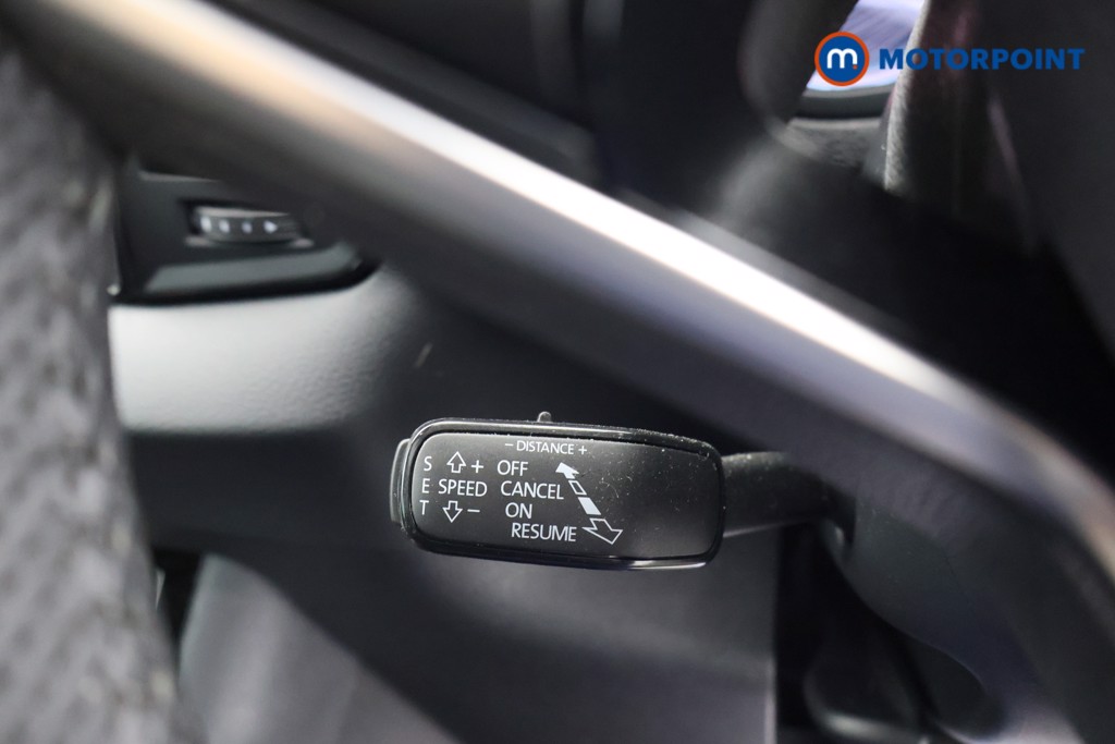 Skoda Karoq Sportline Edition Manual Petrol SUV - Stock Number (1585884) - 5th supplementary image