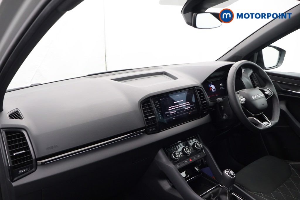 Skoda Karoq Sportline Edition Manual Petrol SUV - Stock Number (1585884) - 23rd supplementary image