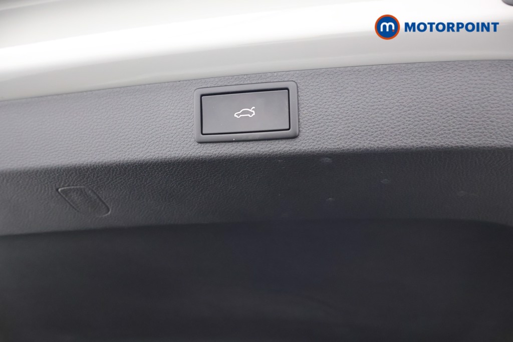 Skoda Karoq Sportline Edition Manual Petrol SUV - Stock Number (1585884) - 26th supplementary image