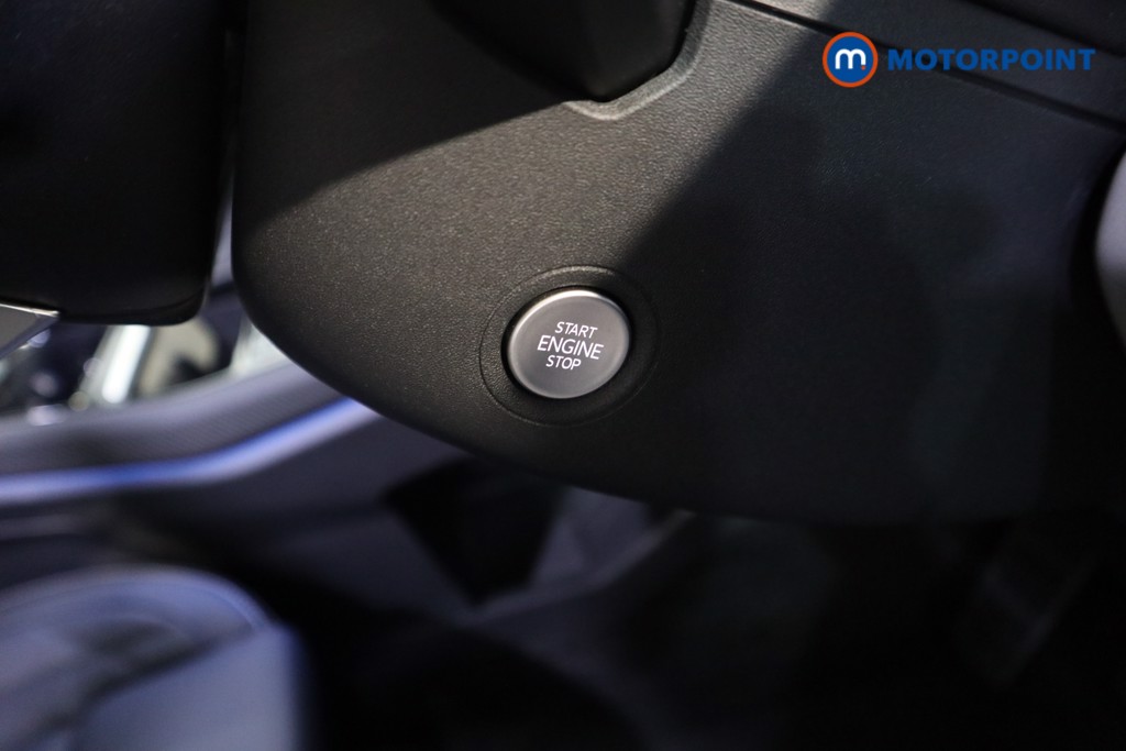 Ford Explorer Premium Automatic Electric SUV - Stock Number (1586057) - 9th supplementary image