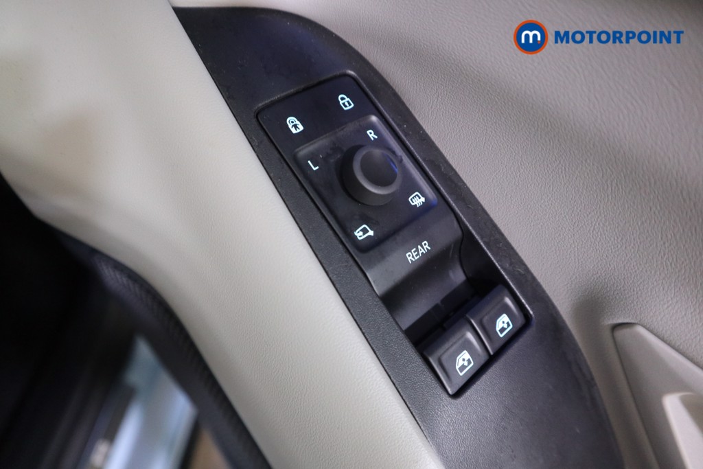 Ford Explorer Premium Automatic Electric SUV - Stock Number (1586057) - 11th supplementary image