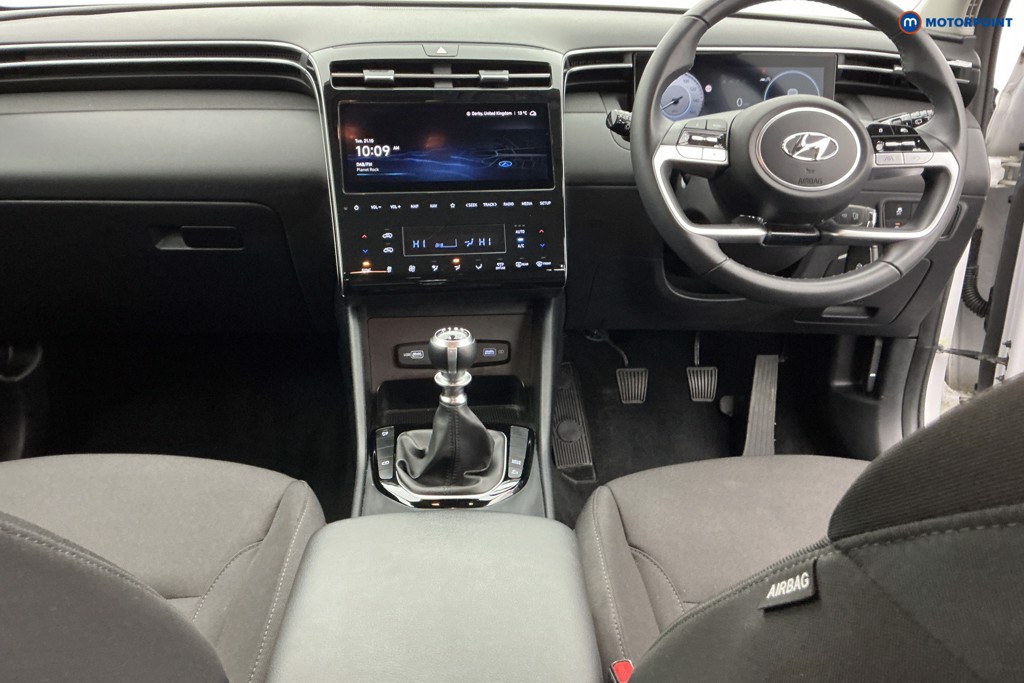 Hyundai Tucson Se Connect Manual Petrol SUV - Stock Number (1586224) - 12th supplementary image