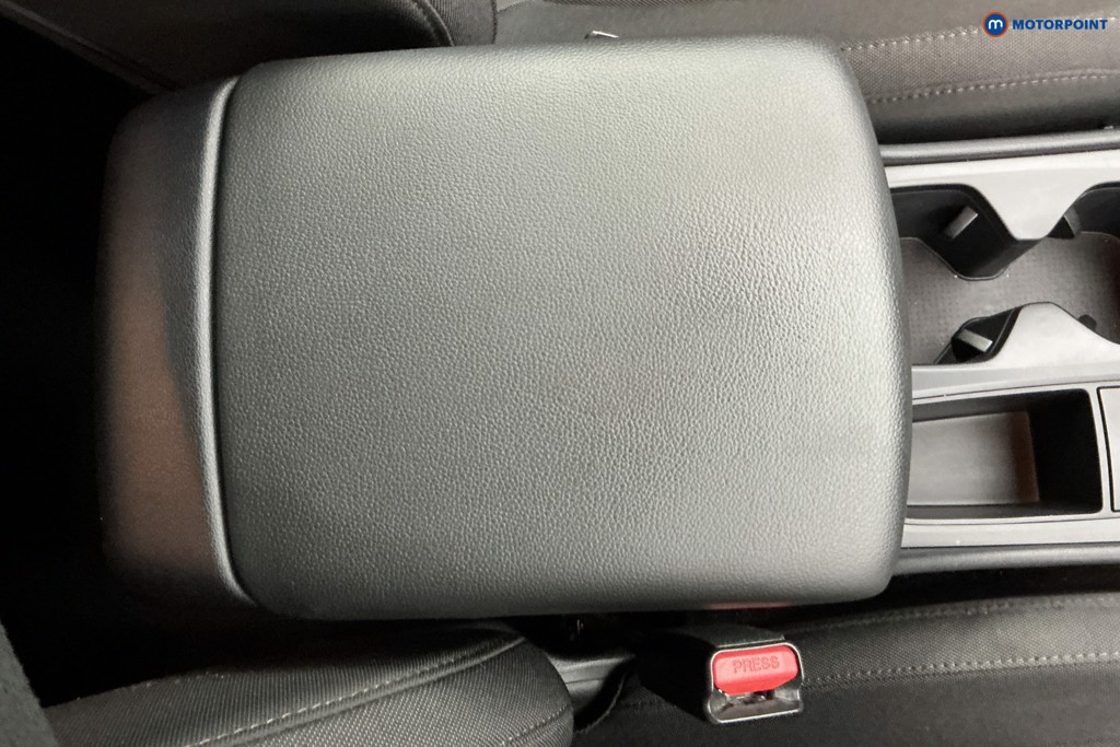 Hyundai Tucson Se Connect Manual Petrol SUV - Stock Number (1586224) - 13th supplementary image