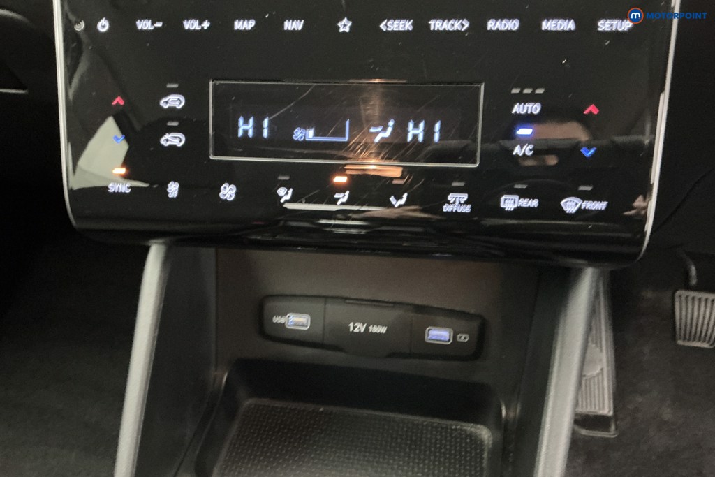Hyundai Tucson Se Connect Manual Petrol SUV - Stock Number (1586224) - 17th supplementary image